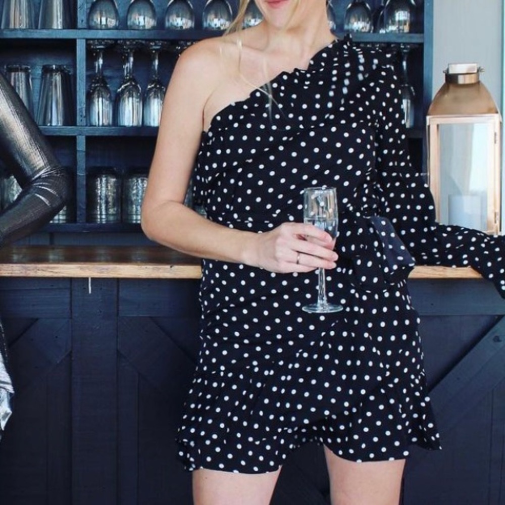 One-Shoulder Black Polka Dot Mini Dress